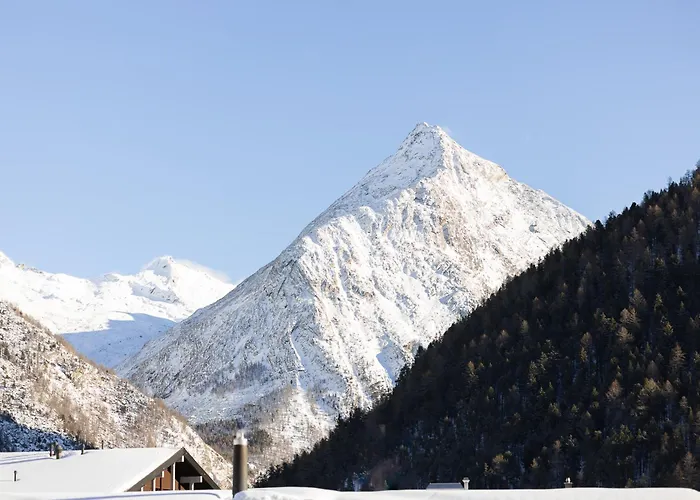 ホテル Navigare サース フェー