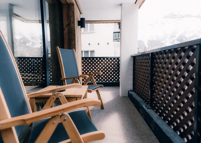 ホテル Navigare サース フェー